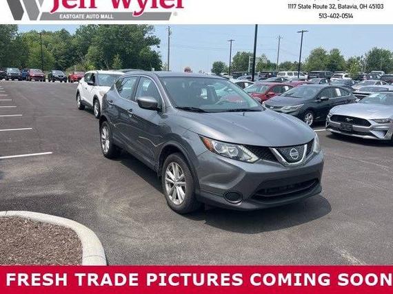 NISSAN ROGUE SPORT 2018 JN1BJ1CR2JW282004 image